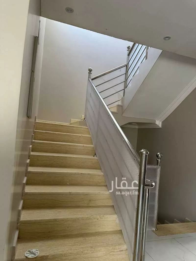 6 bedroom villa in Tuwaiq 8