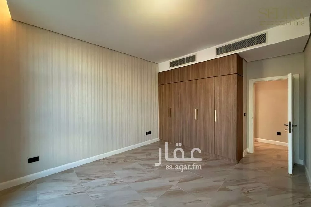4 bedroom villa in Sidrah 8