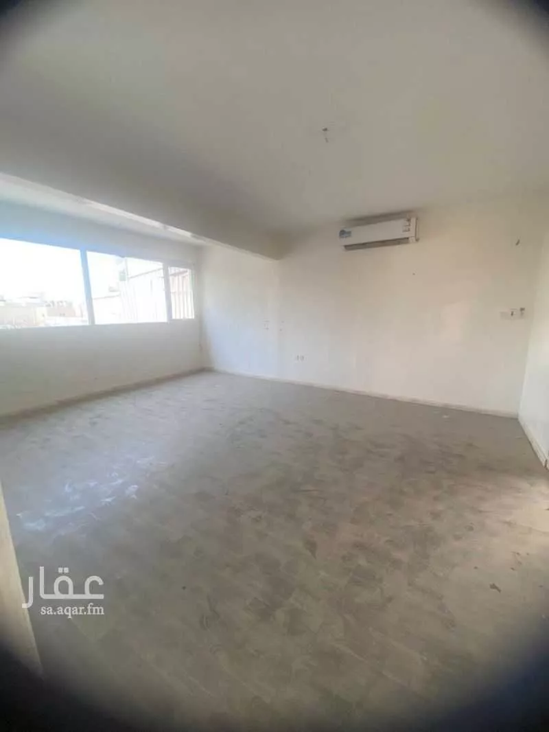 4 bedroom villa in Al Malaz 4