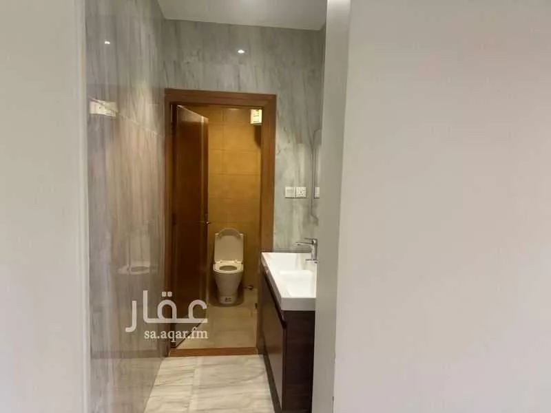 8 bedroom villa in Irqah, Riyadh 20
