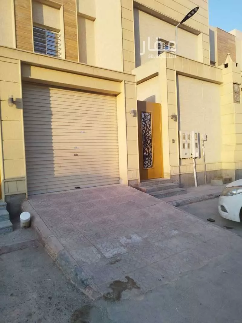 5 bedroom apartment in Dhahrat Laban 3