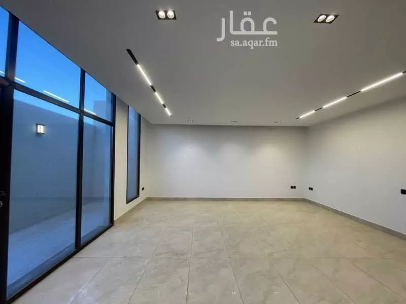 5 bedroom villa in Al Narjis 6