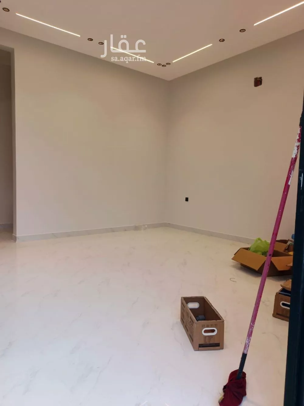 7 bedroom villa in Al Janadriyah 15