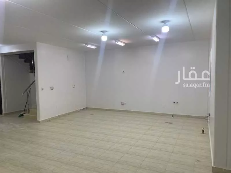 4 bedroom villa in Riyadh 8
