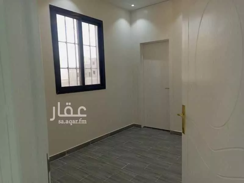 فيلا 4 غرف في الرمال 3