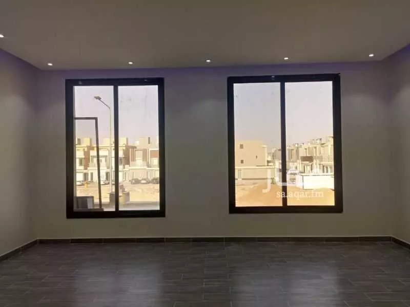 فيلا 4 غرف في الرمال 7