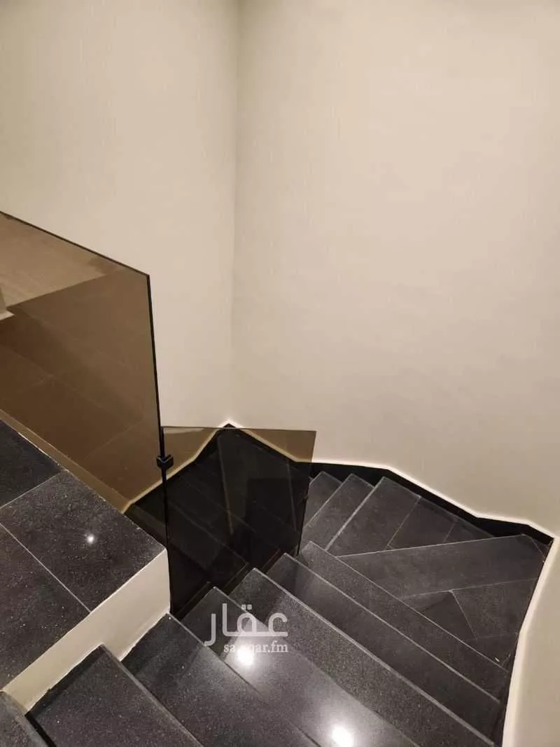 5 bedroom villa in As Suwaidi Al Gharabi 11