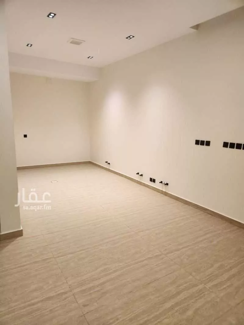 5 bedroom villa in As Suwaidi Al Gharabi 16