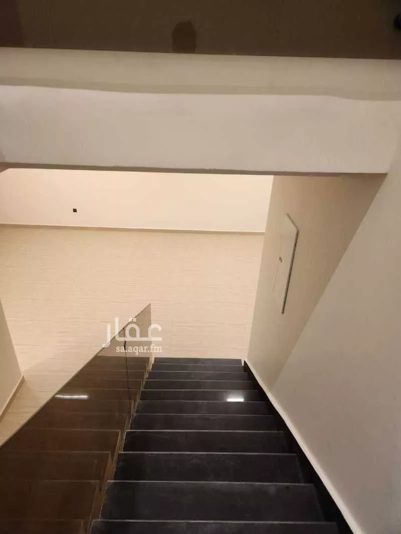 5 bedroom villa in As Suwaidi Al Gharabi 5