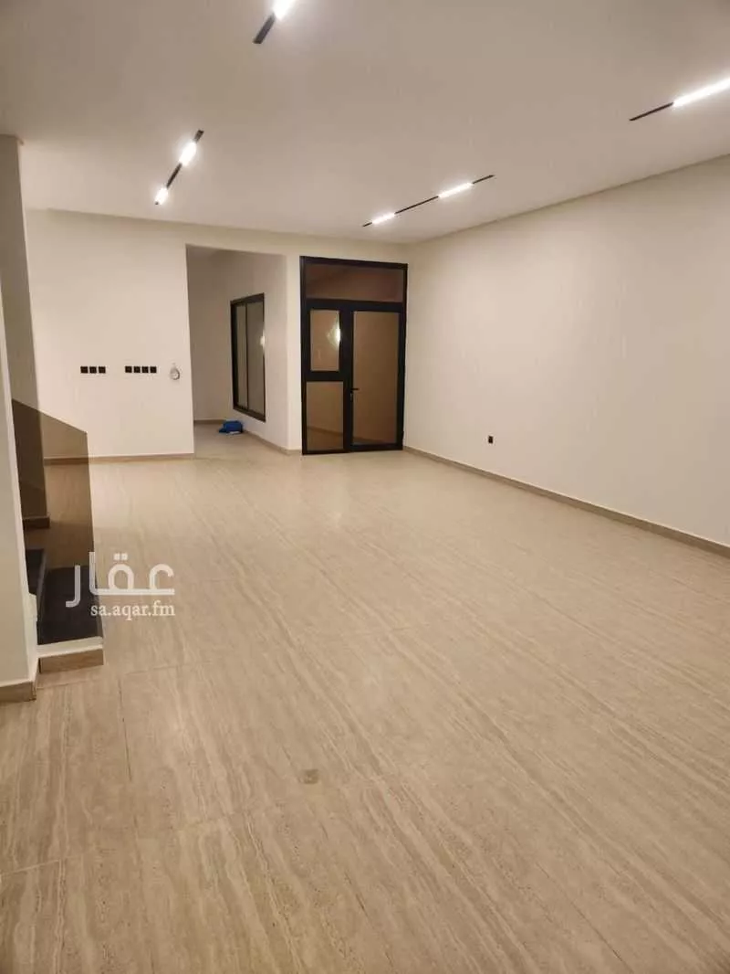 5 bedroom villa in As Suwaidi Al Gharabi 8