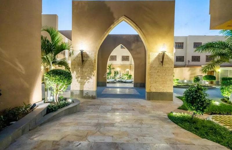 3 bedroom villa in Al Shati, Jeddah 5
