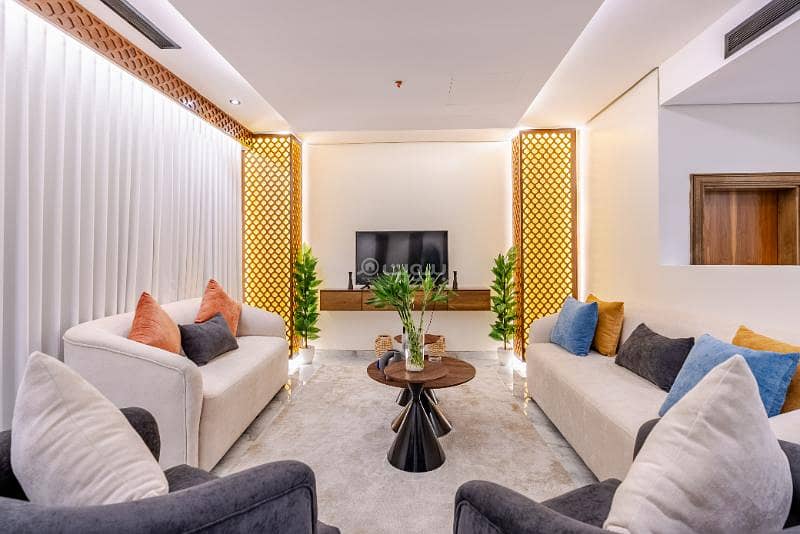 3 bedroom villa in Al Shati, Jeddah 7