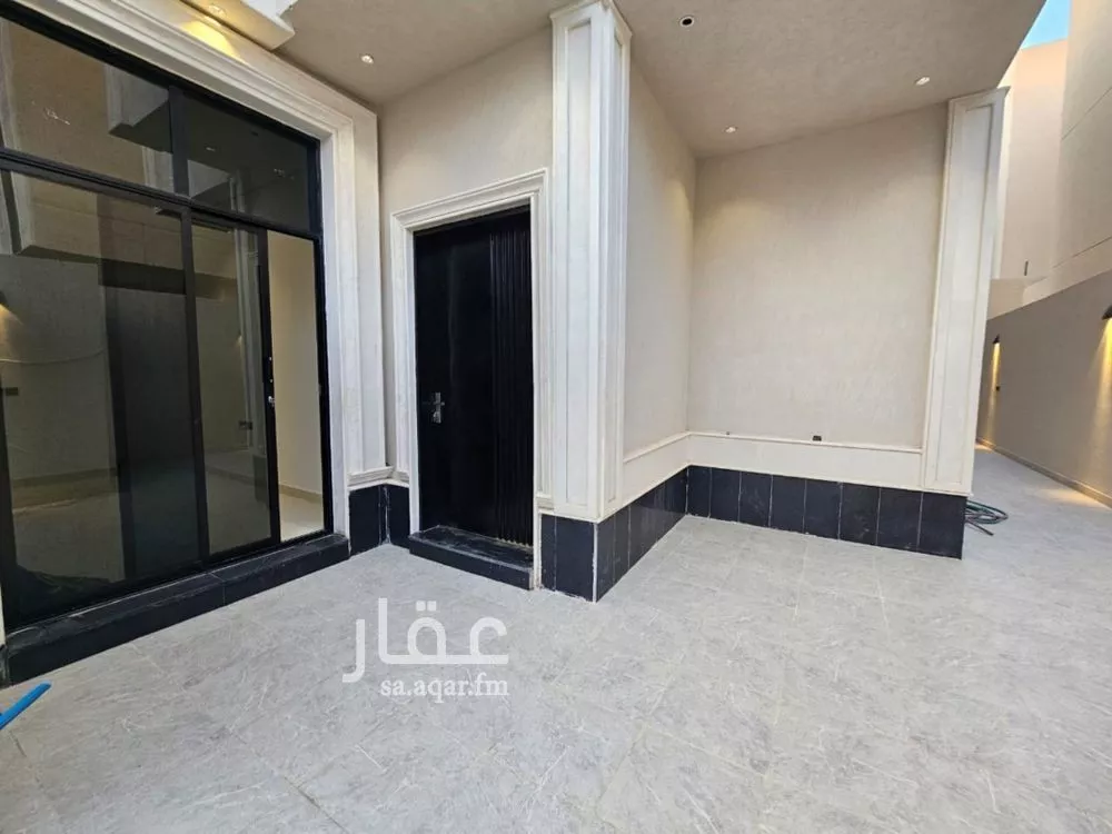 فيلا 7 غرف في الجنادرية 9