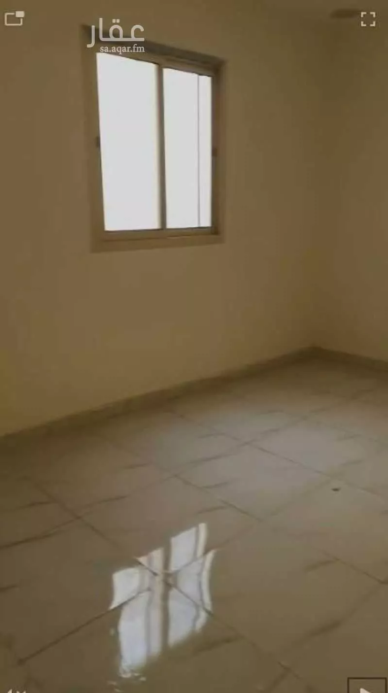 فيلا 5 غرف في عكاظ 12