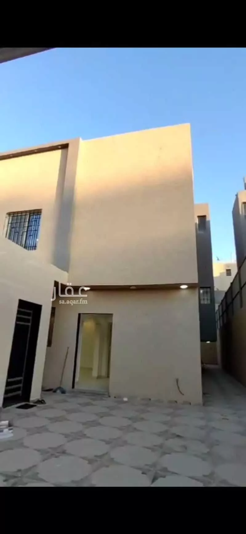فيلا 5 غرف في عكاظ 3