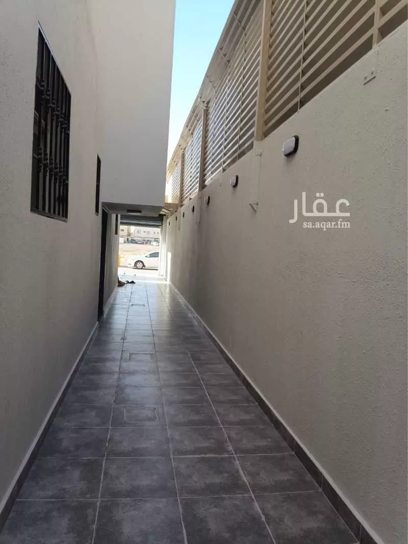 فيلا 4 غرف في ظهرة لبن 9