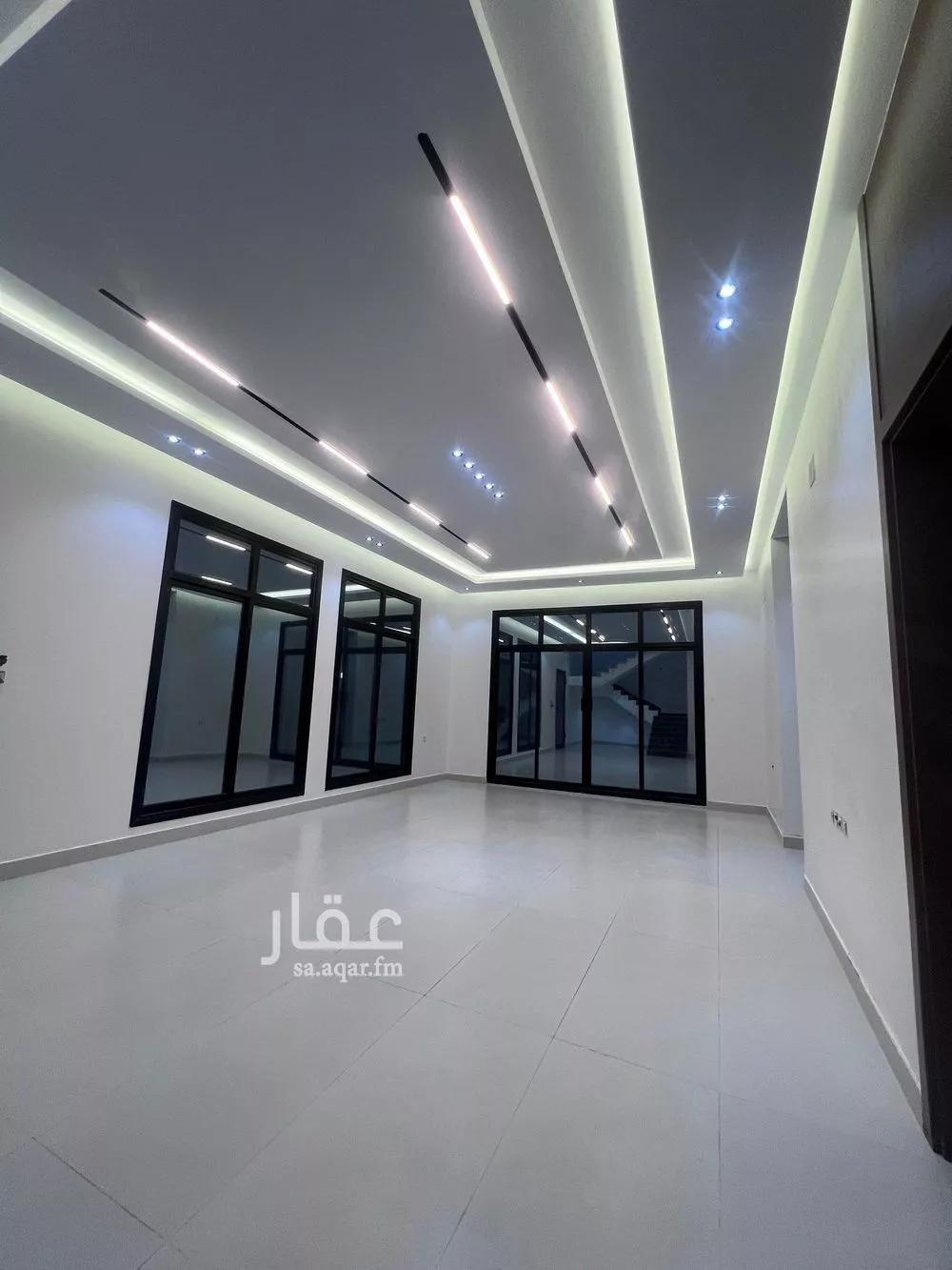 فيلا 5 غرف في الرمال 7