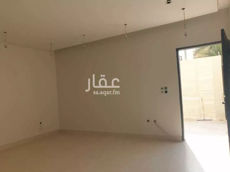 5 bedroom villa in Al Rawdah, Riyadh 4