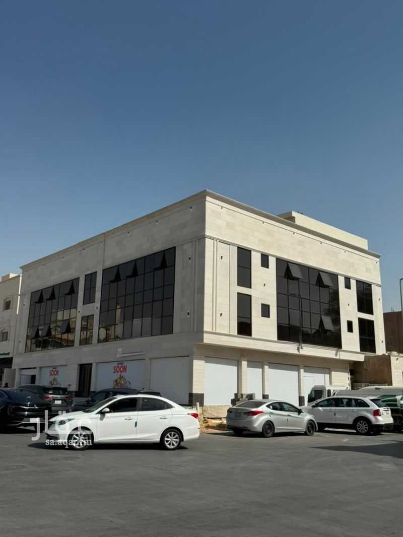 14 bedroom building in Al Malaz, Riyadh 2
