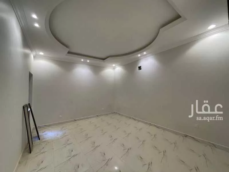 6 bedroom villa in Al Rabwa 11