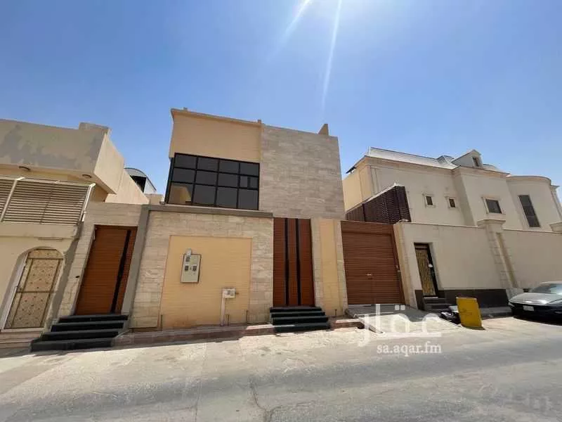 6 bedroom villa in Al Rabwa 19