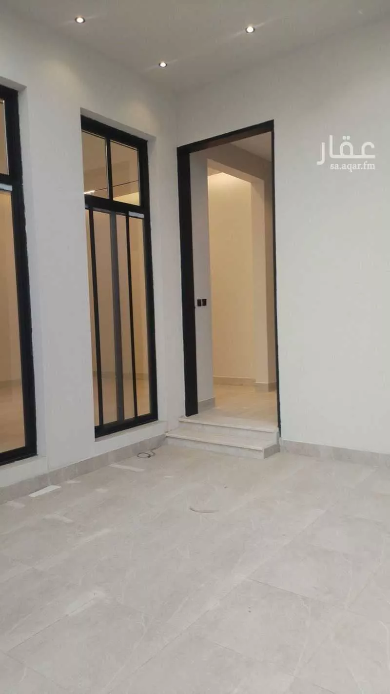 6 bedroom villa in Al Qairawan, Riyadh 15