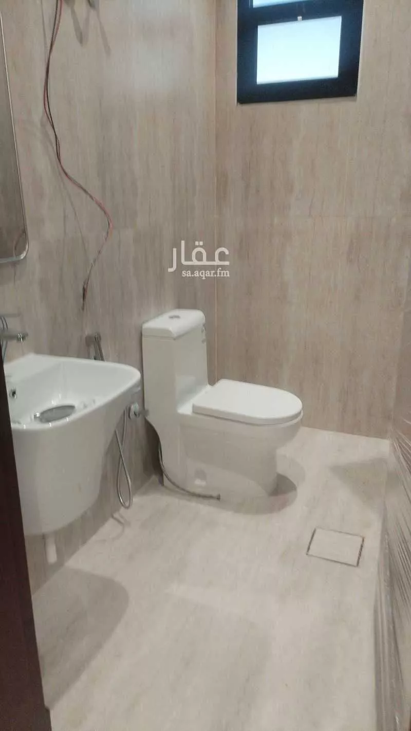 6 bedroom villa in Al Qairawan, Riyadh 17