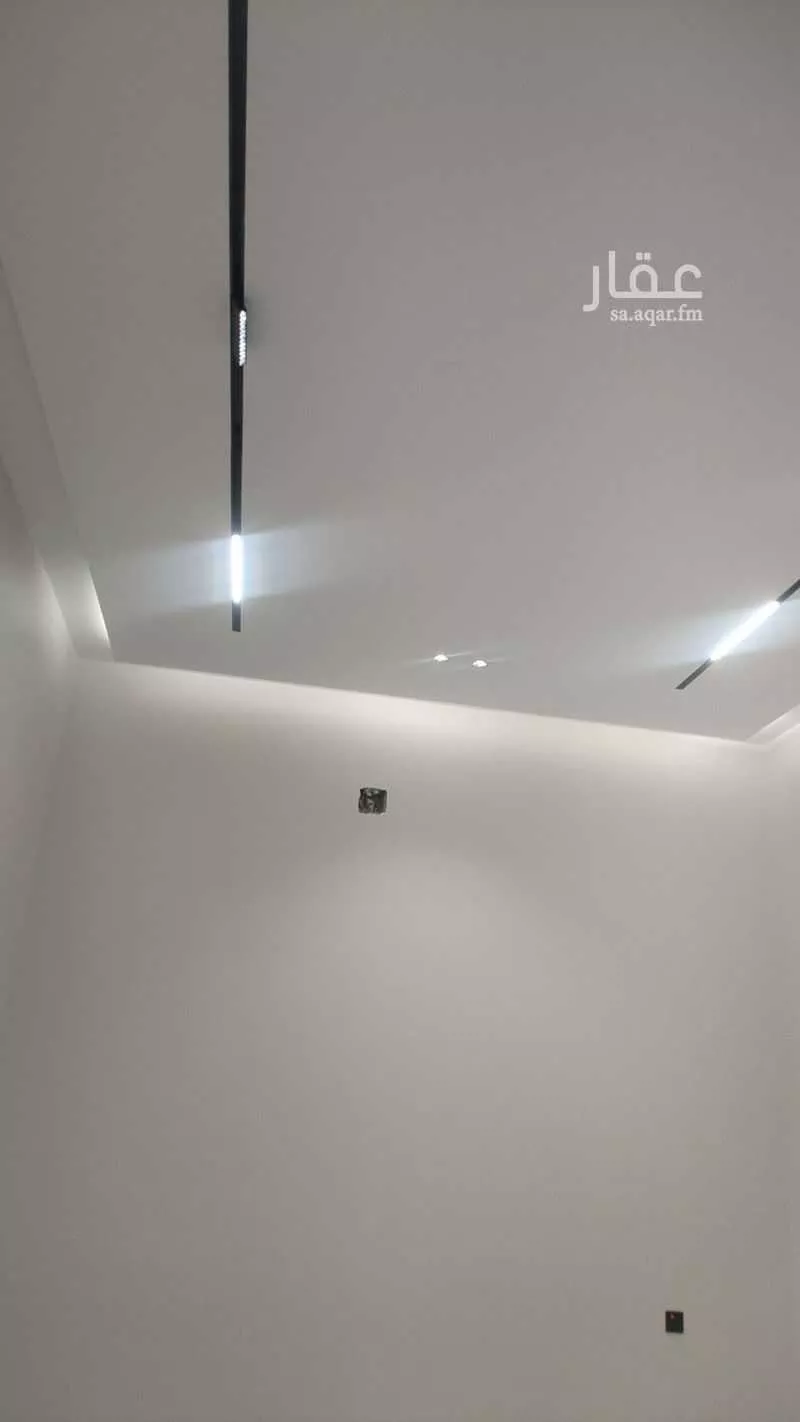 6 bedroom villa in Al Qairawan, Riyadh 19