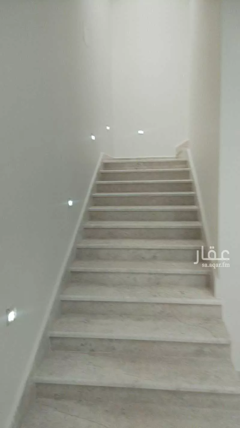 6 bedroom villa in Al Qairawan, Riyadh 9