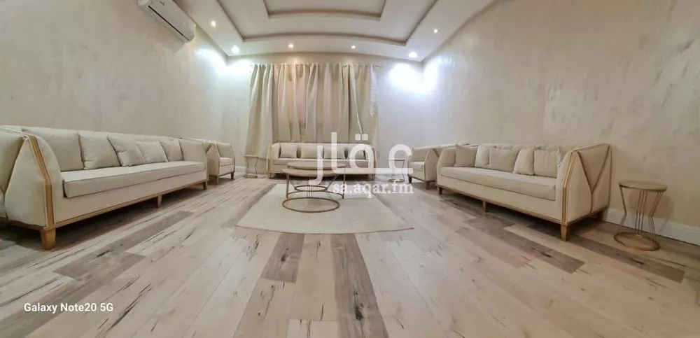6 bedroom villa in Al Rimal 6