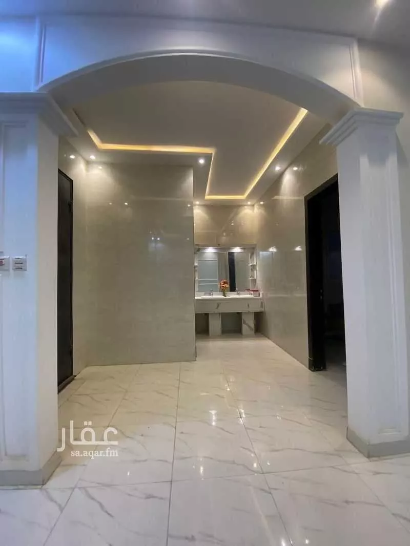فيلا 6 غرف في عكاظ 11