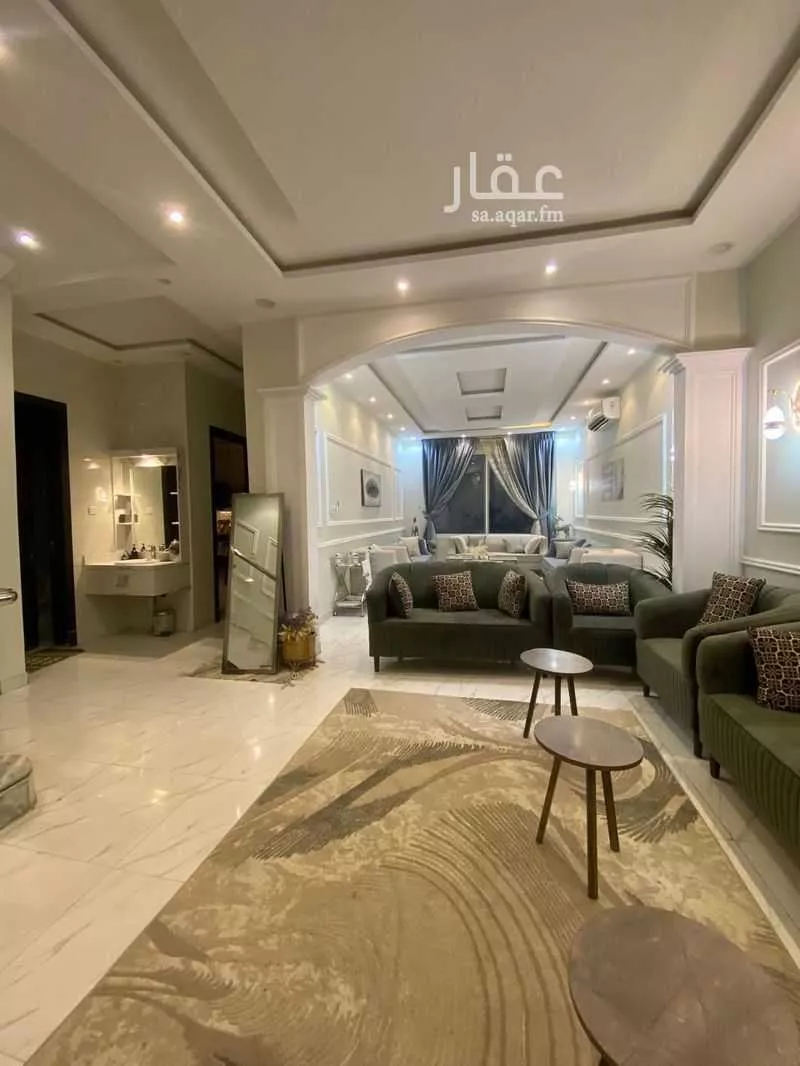 فيلا 6 غرف في عكاظ 17
