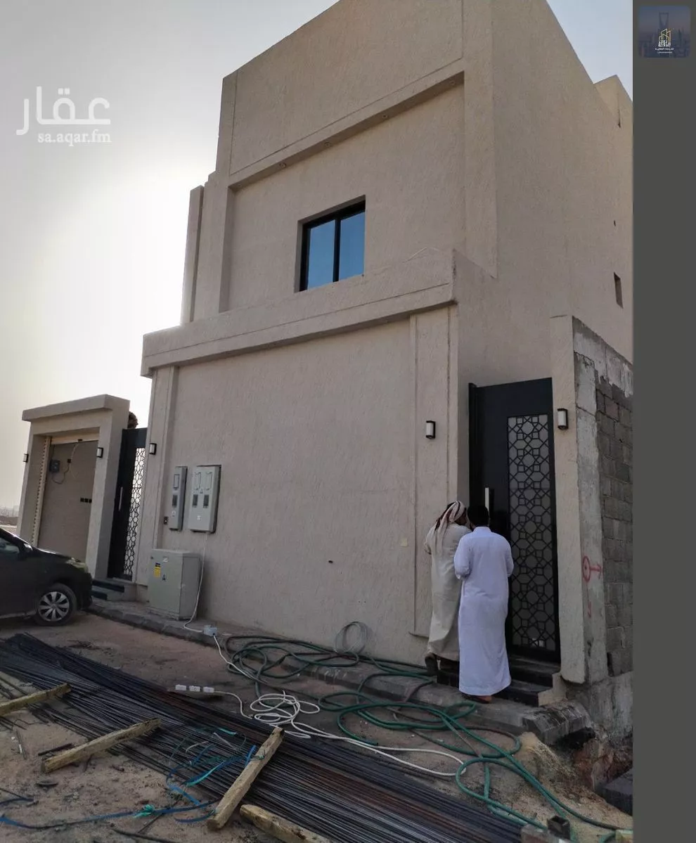 6 bedroom duplex in Al Janadriyah 13