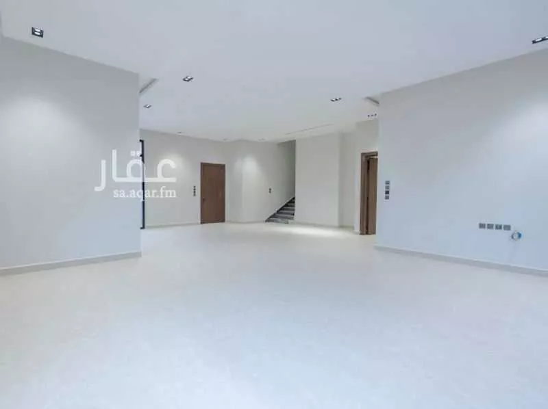 5 bedroom villa in Al Rimal 26