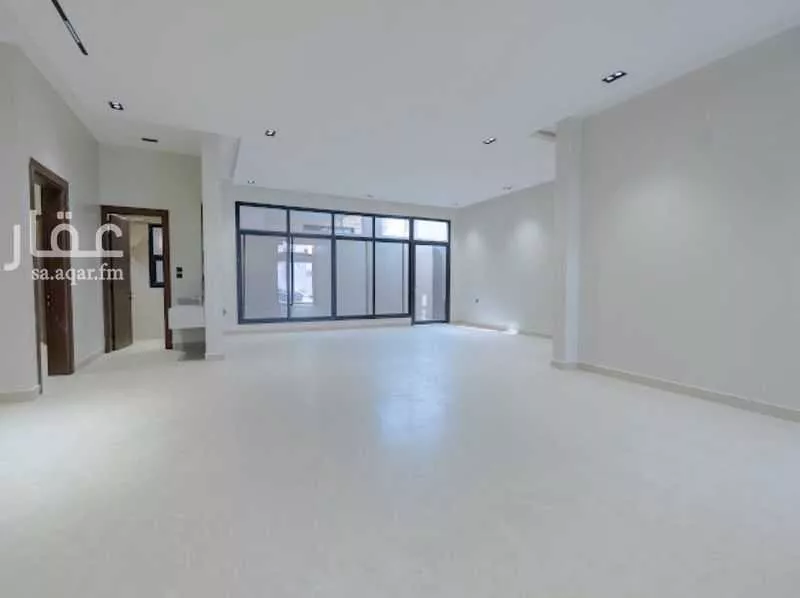 5 bedroom villa in Al Rimal 27