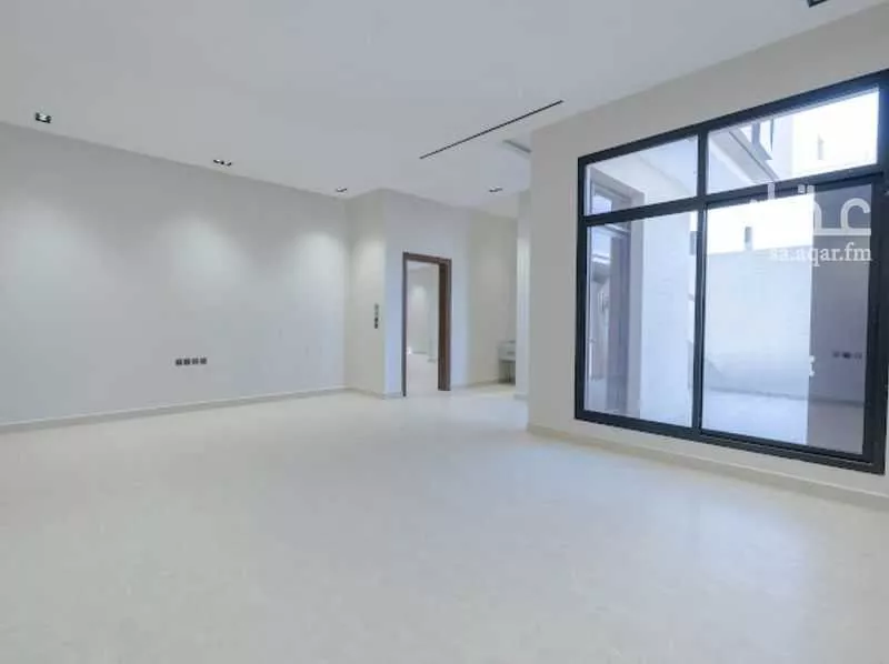 5 bedroom villa in Al Rimal 29