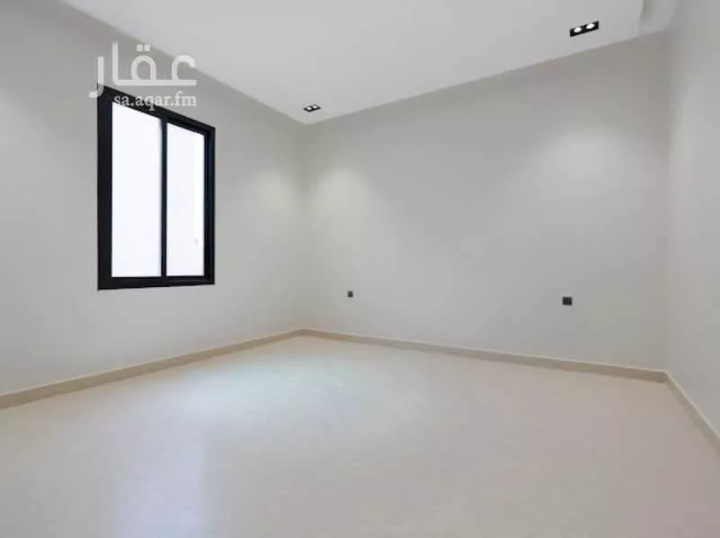 5 bedroom villa in Al Rimal 8