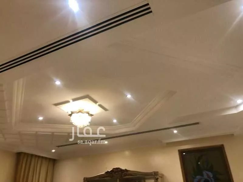 فيلا 6 غرف في الشهداء 10