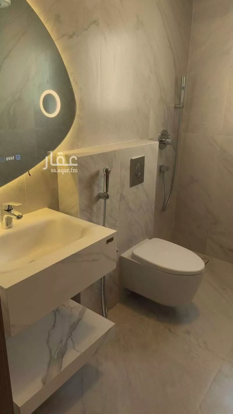 4 bedroom villa in Riyadh 15