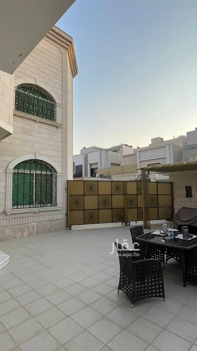5 bedroom apartment in Al Nahda 13