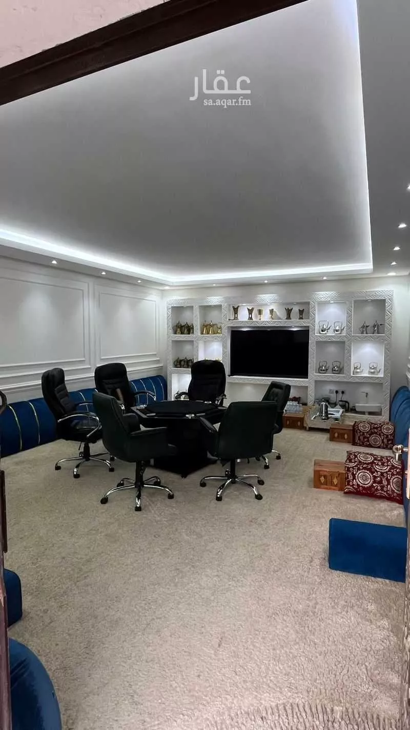 5 bedroom apartment in Al Nahda 5
