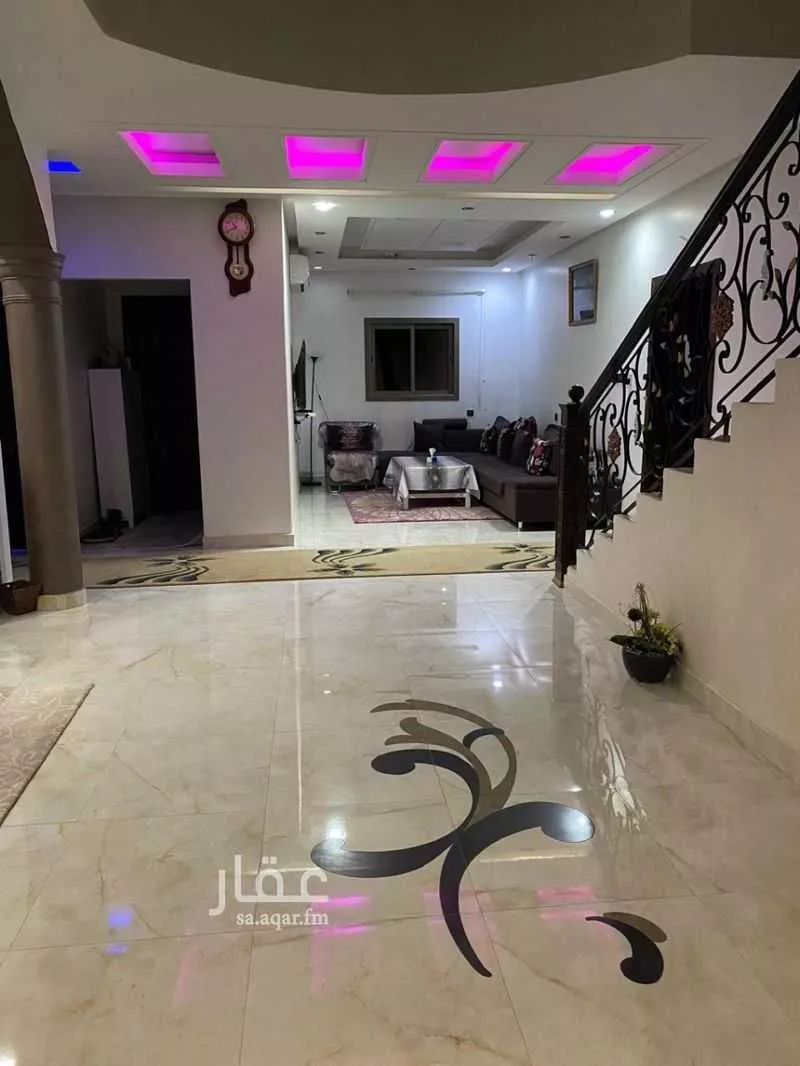 5 bedroom villa in Qurtubah 4