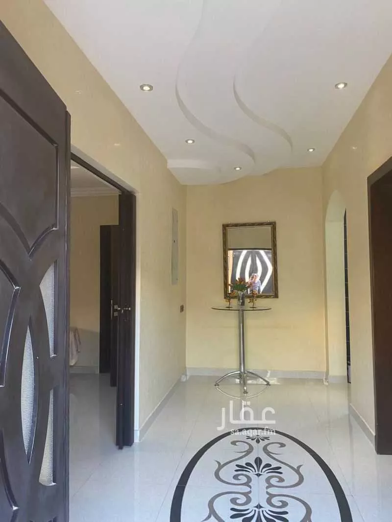 5 bedroom villa in Qurtubah 8