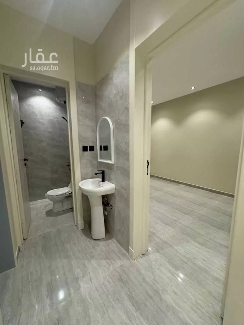 15 bedroom villa in Al Uraija Al Gharbiyah, Riyadh 11