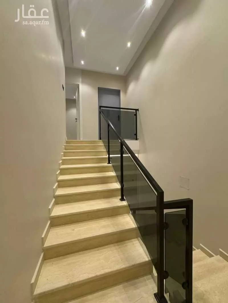 15 bedroom villa in Al Uraija Al Gharbiyah, Riyadh 12