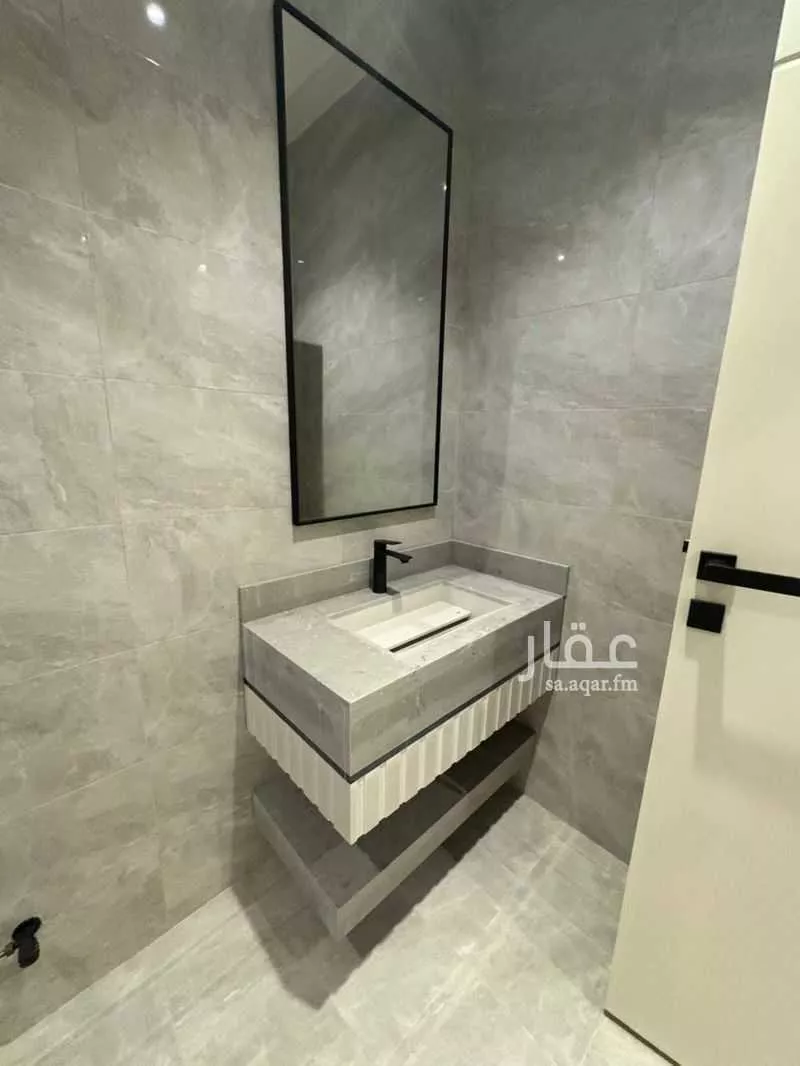 15 bedroom villa in Al Uraija Al Gharbiyah, Riyadh 13