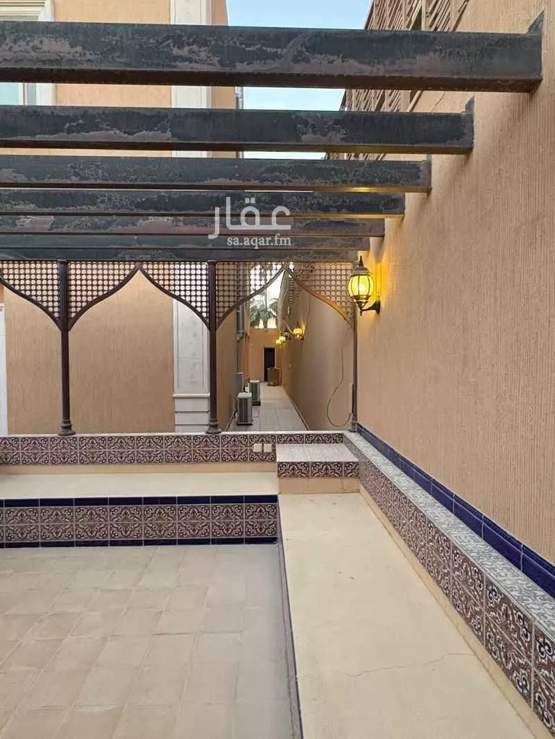 فيلا 5 غرف في الرائد 12