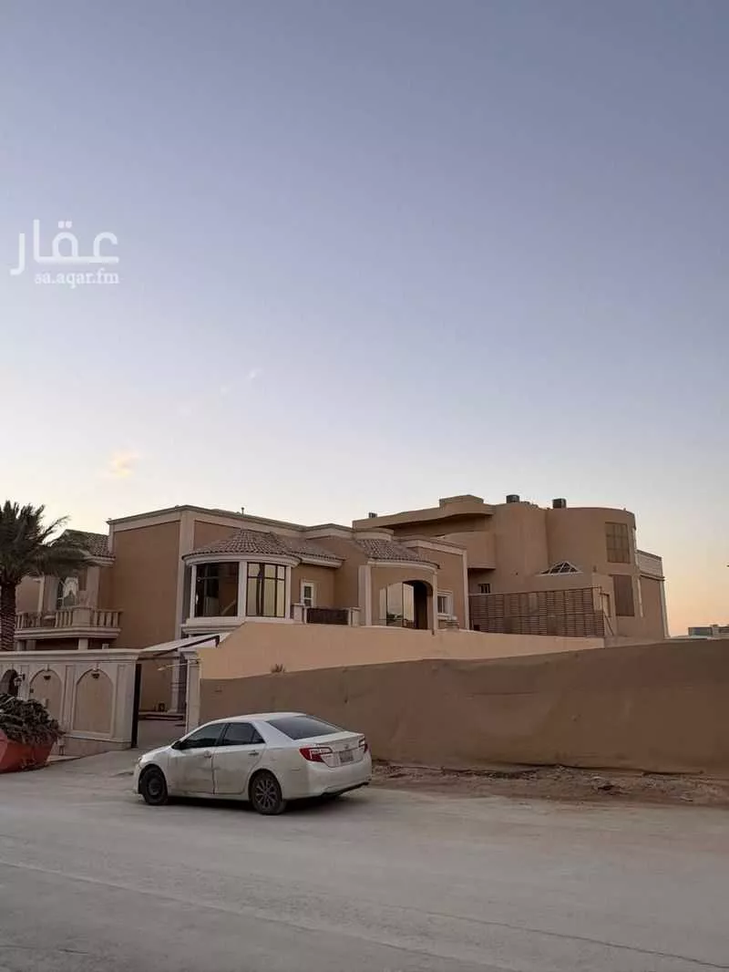 فيلا 5 غرف في الرائد 17