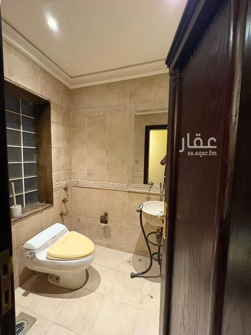فيلا 5 غرف في الرائد 33