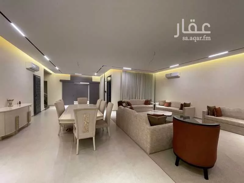 5 bedroom apartment in Al Rimal 4